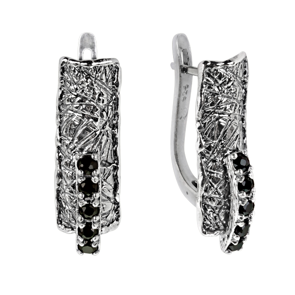 

Серебряные серьги Yaffo с черным фианитом SAE1299