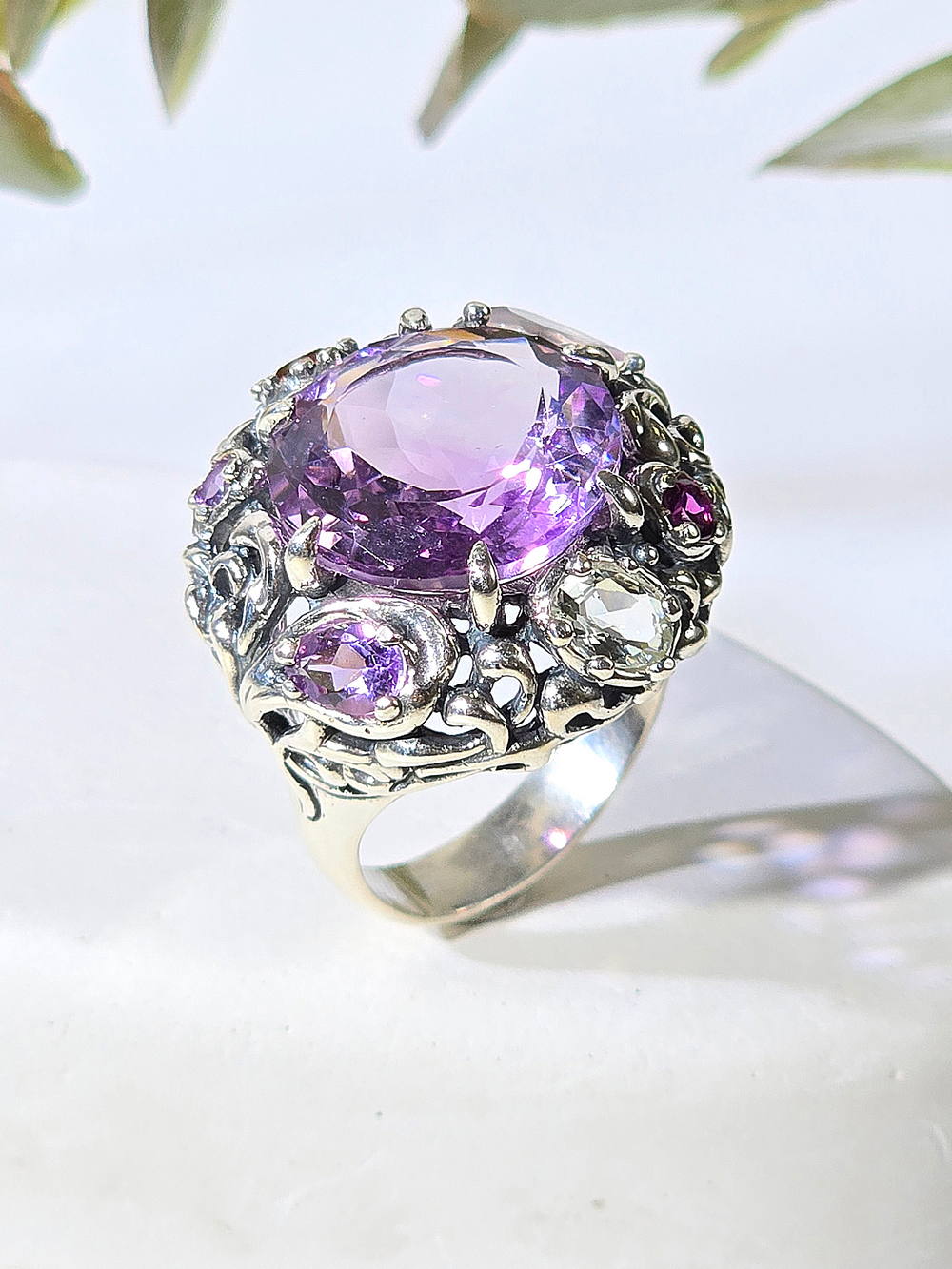 Серебряное кольцо