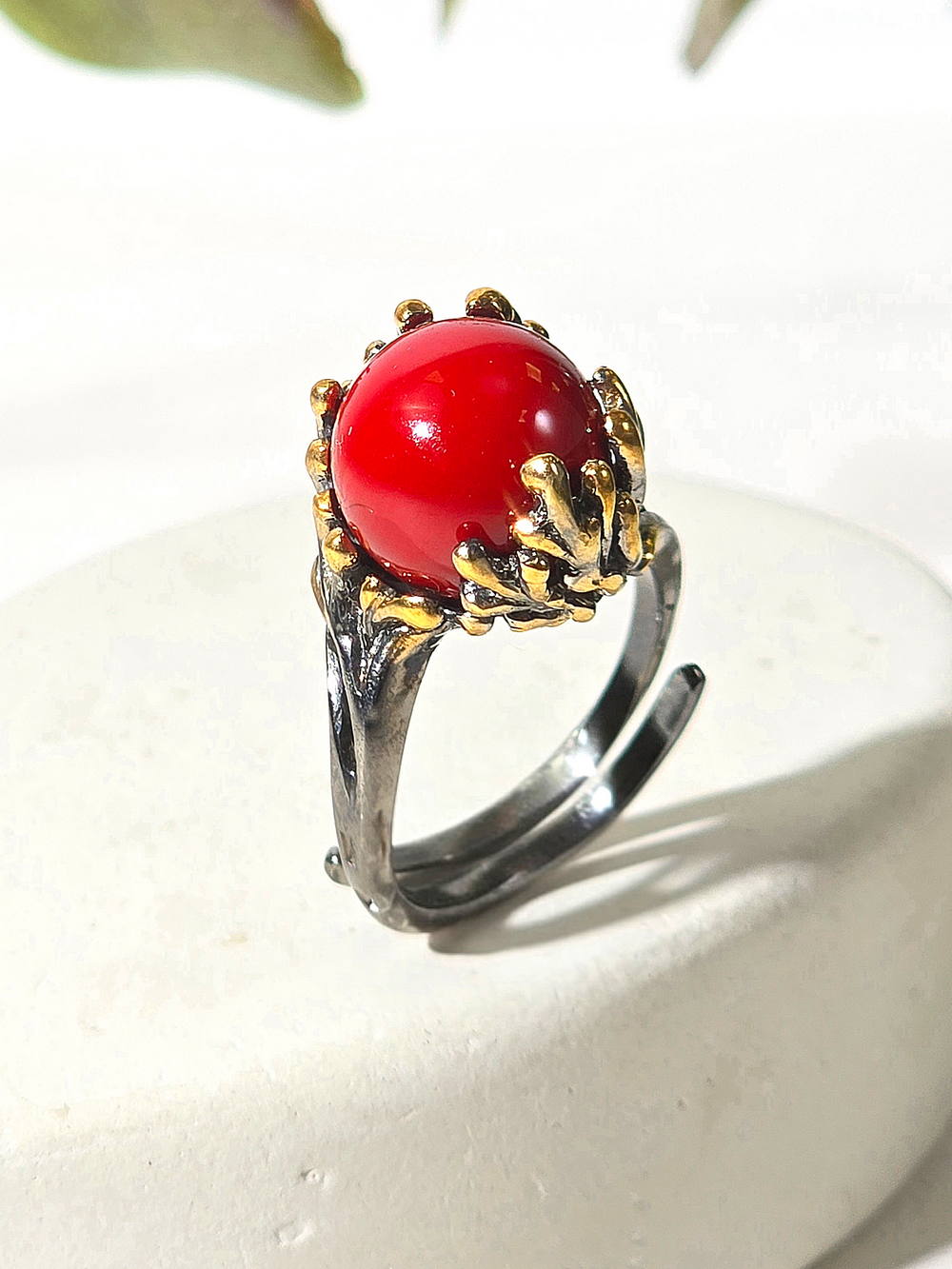 Серебряное кольцо Жар-Птица с кораллом, эмалью и позолотой
