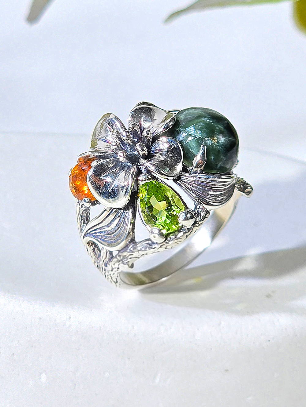 Серебряное кольцо