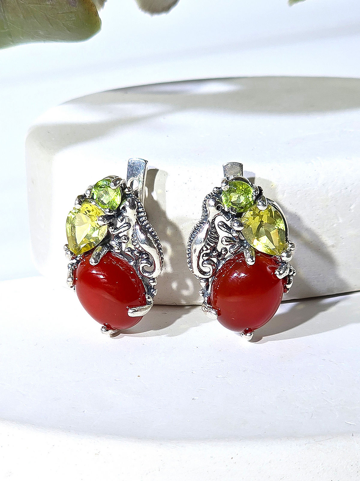 Серебряные серьги ETERI с сердоликом, хризолитом и лимонным кварцем 