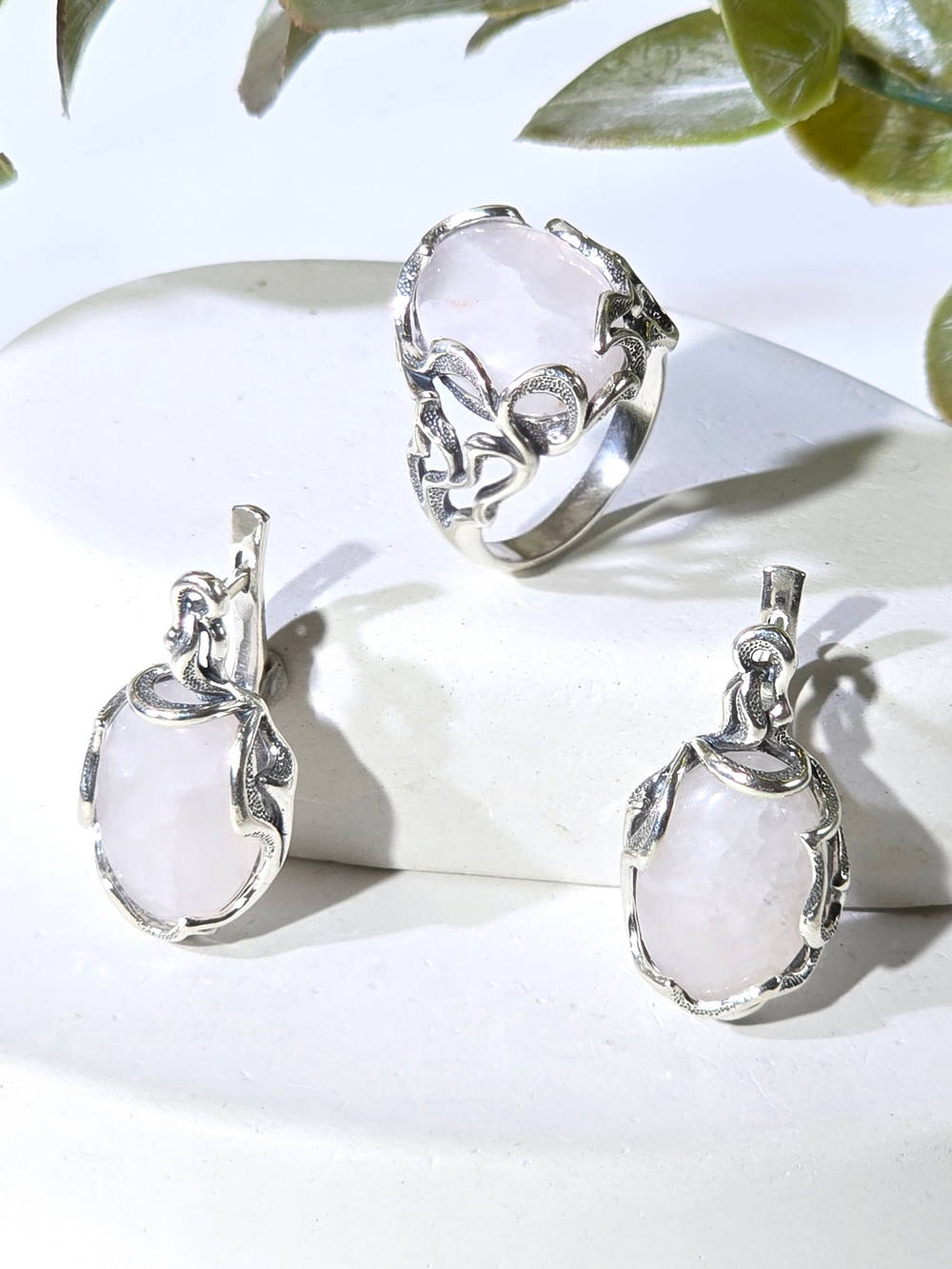 Серебряное кольцо