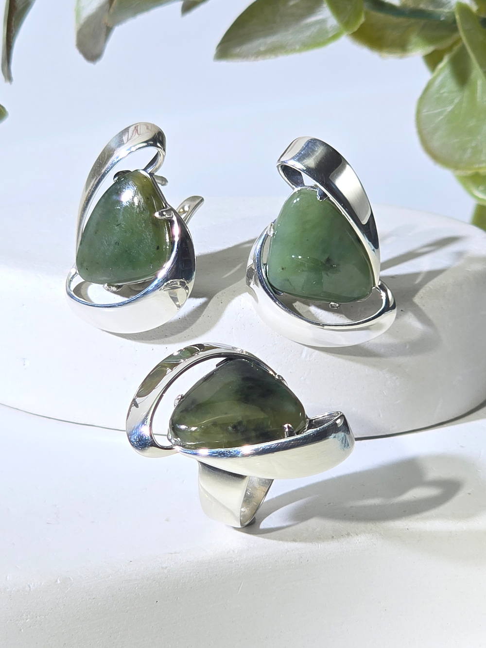 Серебряное кольцо