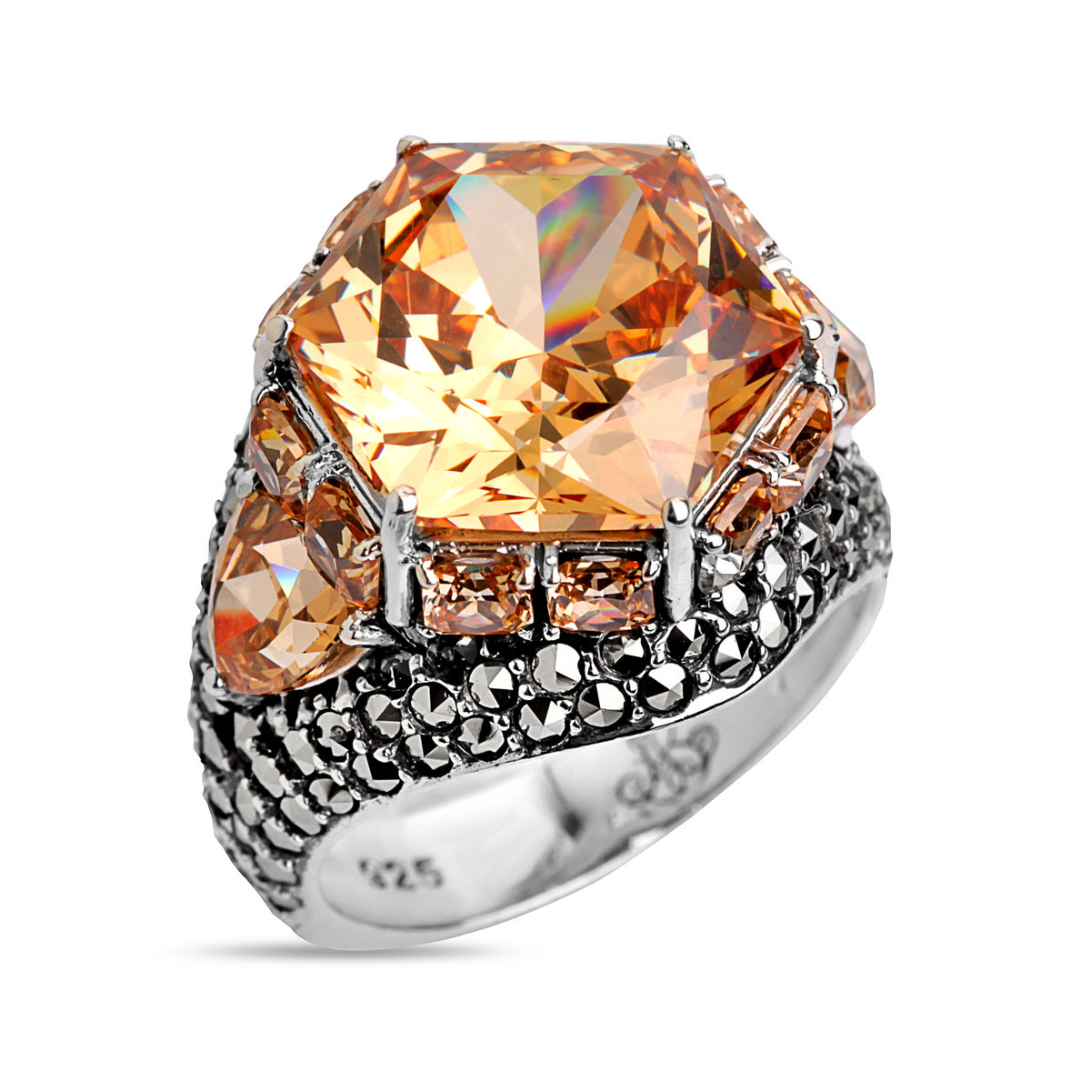 Серебряное кольцо ALEXANDRE VASSILIEV с фианитами «Шампань» и марказитами Swarovski