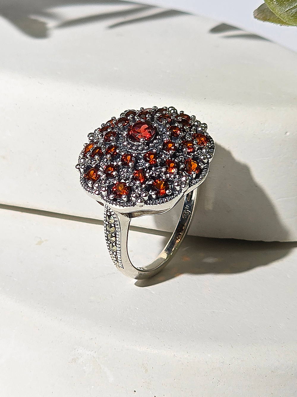 Серебряное кольцо ALEXANDRE VASSILIEV с гранатом и марказитами Swarovski