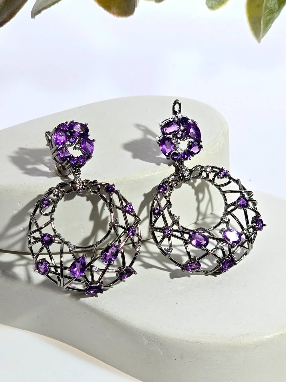 Серебряные серьги с аметистами и цирконами