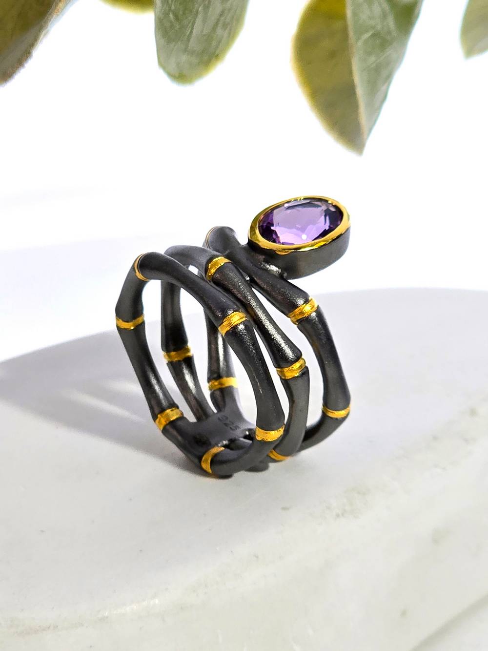 Серебряное кольцо с аметистом