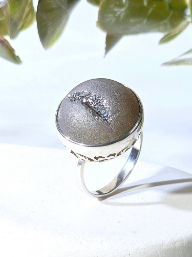 Серебряное кольцо ETERI с агатом