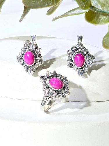 Серебряные серьги ETERI со шпинелью и фианитом