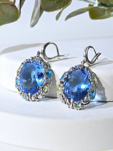Серебряные серьги с синтетическим кварцем