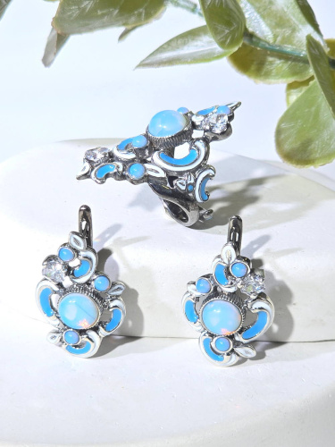 Серебряное кольцо