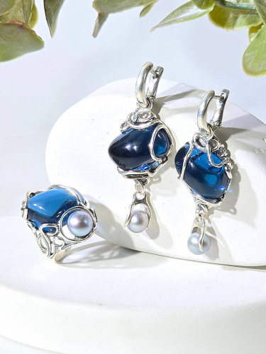 Серебряное кольцо