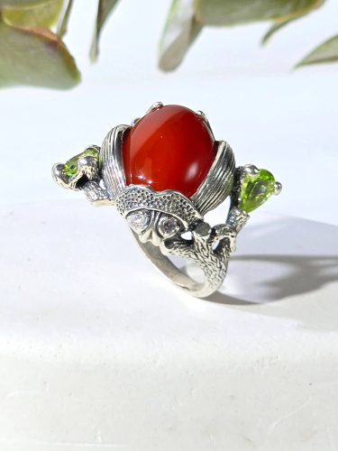 Серебряное кольцо