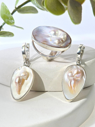 Серебряное кольцо