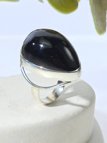 Серебряное кольцо