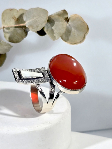 Серебряное кольцо