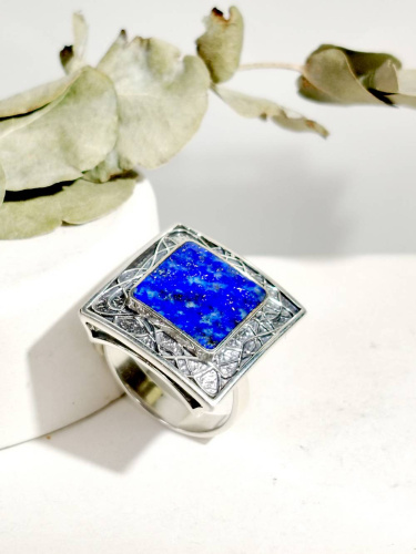 Серебряное кольцо