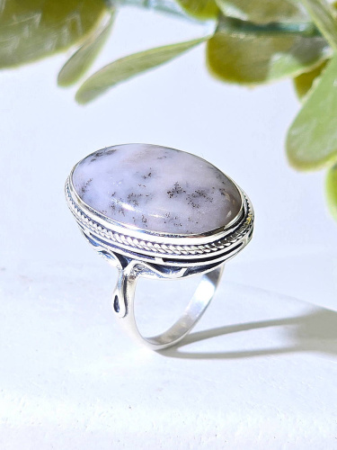 Серебряное кольцо