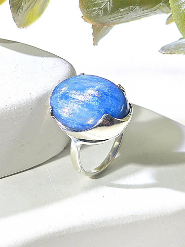 Серебряное кольцо
