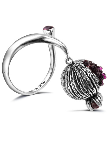 Серебряное кольцо ETERI с гранатом