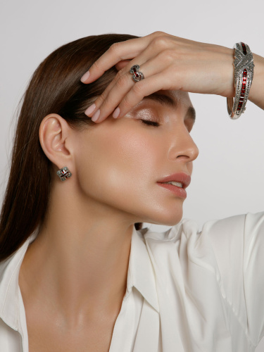 Серебряный браслет ALEXANDRE VASSILIEV с гранатами и марказитами Swarovski