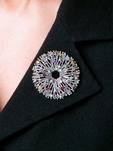 Серебряная брошь ALEXANDRE VASSILIEV с марказитами Swarovski топазом ,гранатом и аметистом 