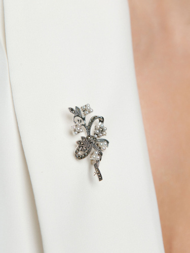 Серебряная брошь ALEXANDRE VASSILIEV с марказитами Swarovski и микрожемчугом