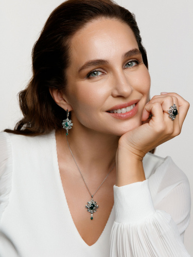 Серебряные серьги ALEXANDRE VASSILIEV с зеленым агатом, микрожемчугом и марказитами Swarovski