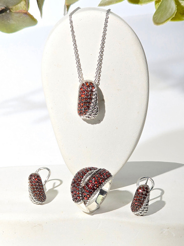 Серебряное колье ALEXANDRE VASSILIEV с гранатами