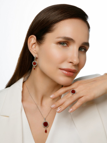 Серебряное кольцо ALEXANDRE VASSILIEV с красным агатом и марказитами Swarovski