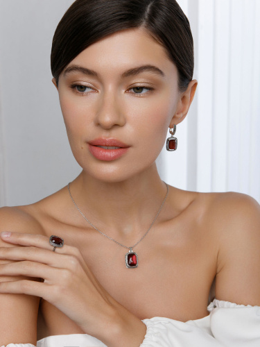 Серебряное кольцо ALEXANDRE VASSILIEV с перламутром, горным хрусталем и марказитами Swarovski