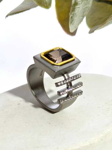 Серебряное кольцо