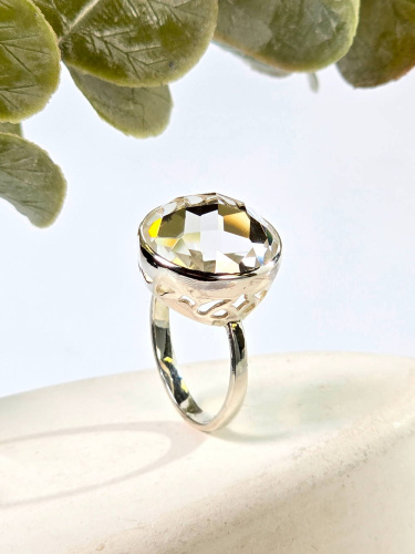 Серебряное кольцо